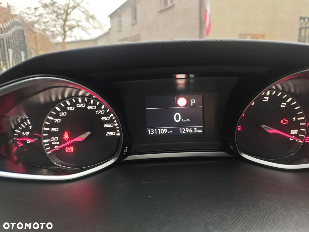 Peugeot 308 BlueHDi 120 EAT6 Stop & Start Active Business-Paket - 7