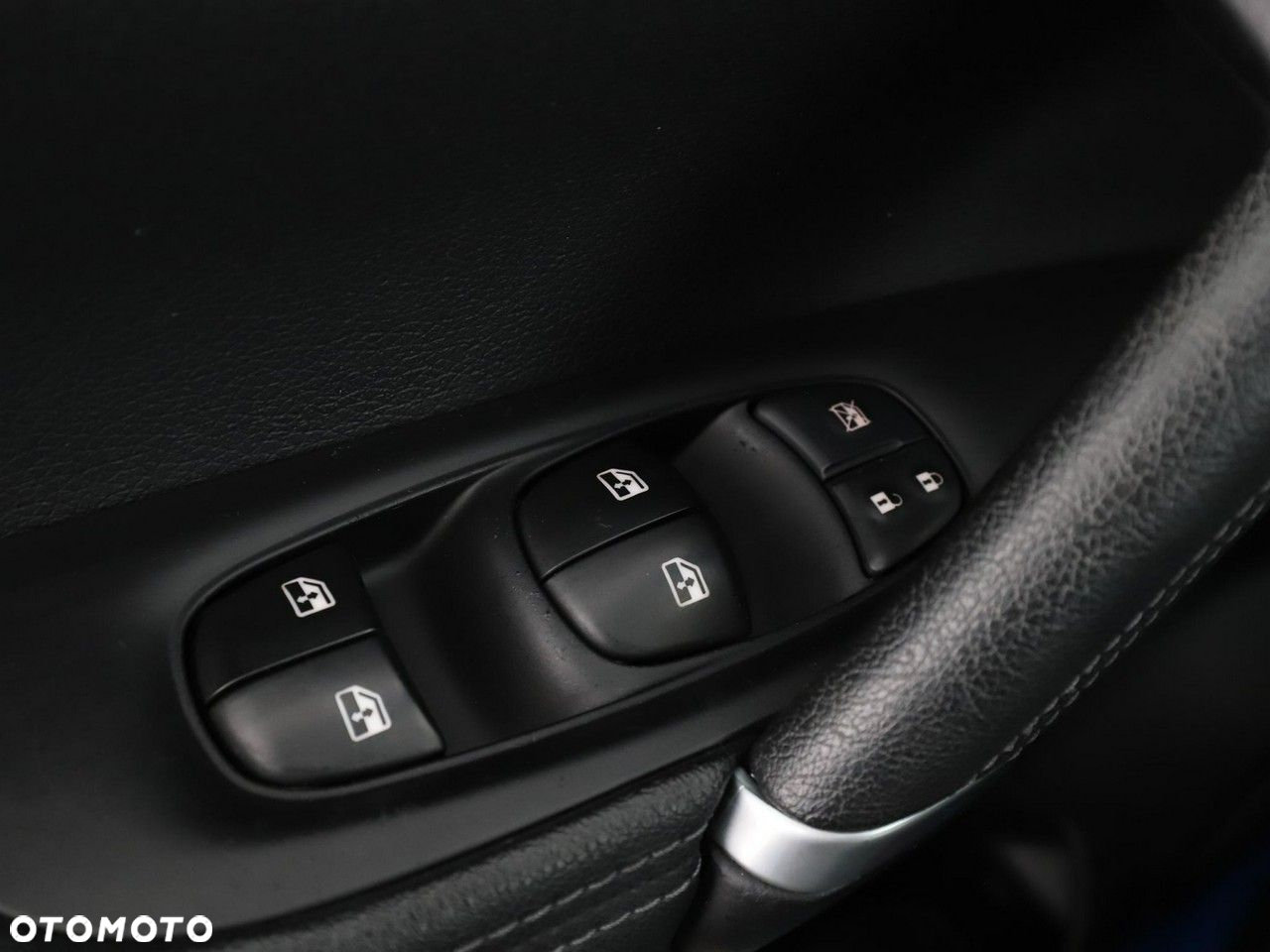 Nissan Qashqai 1.2 DIG-T N-Connecta - 33