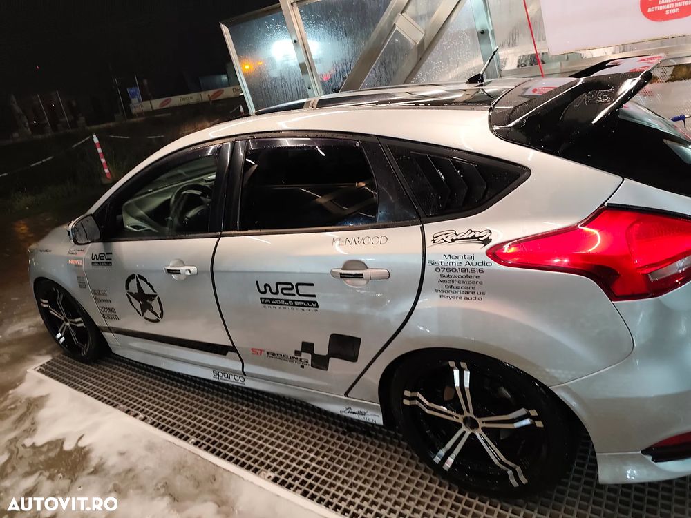 Ford Focus 1.5 TDCi ST-Line - 3