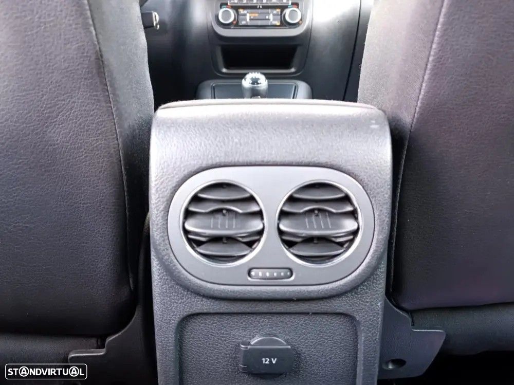 VW Tiguan - 16