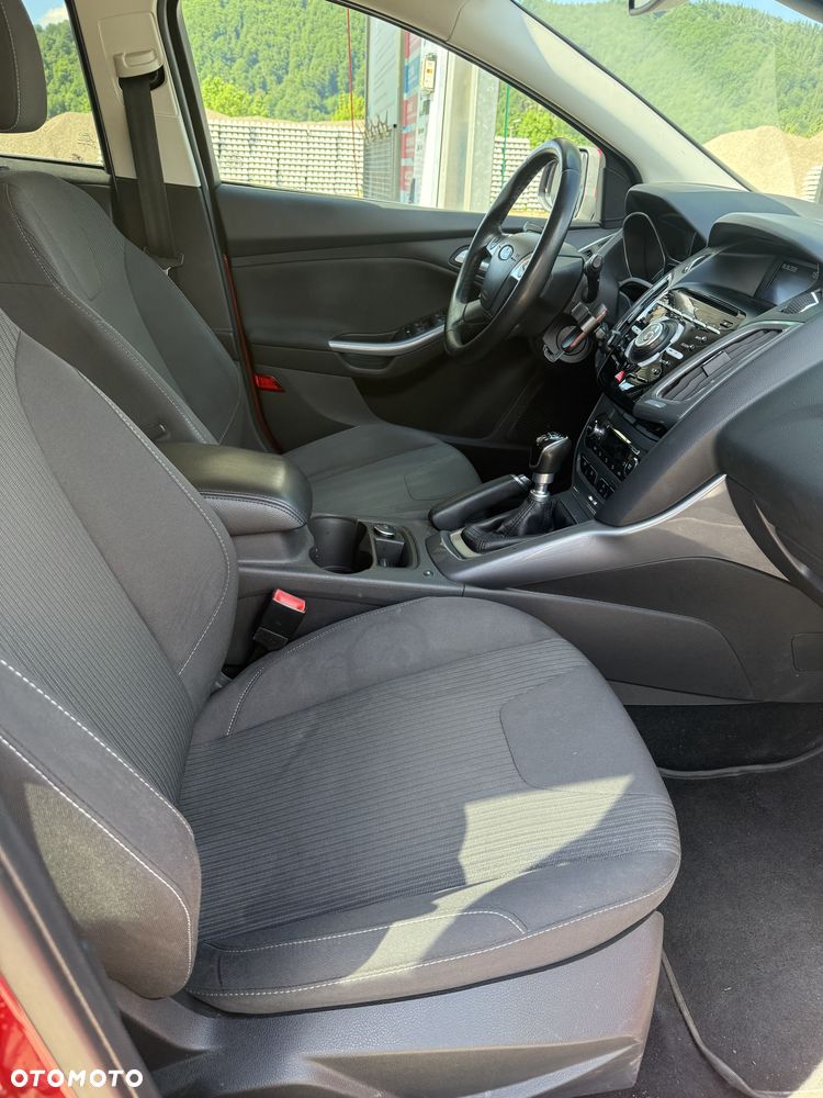 Ford Focus 1.6 EcoBoost Titanium - 14