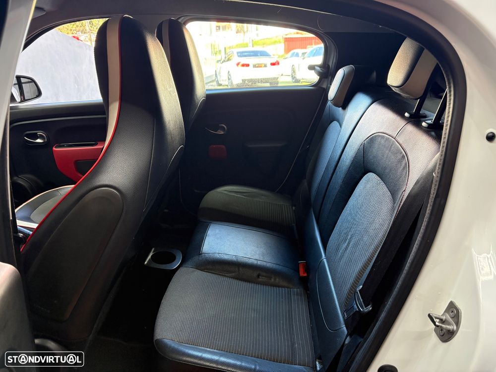 Renault Twingo 0.9 TCe Exclusive - 38