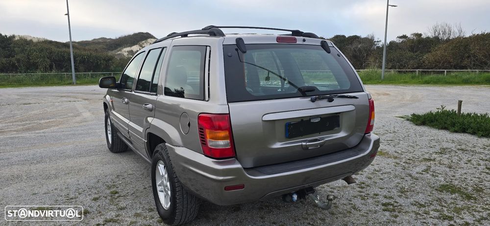 Jeep Grand Cherokee - 8