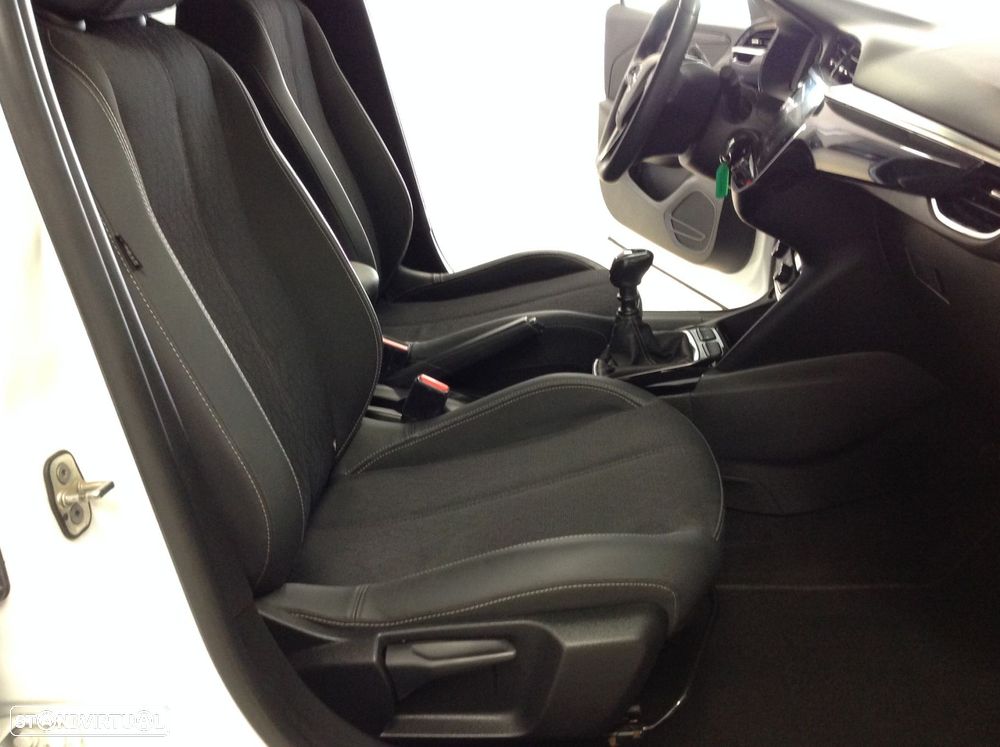 Opel Corsa 1.2 T Edition - 22
