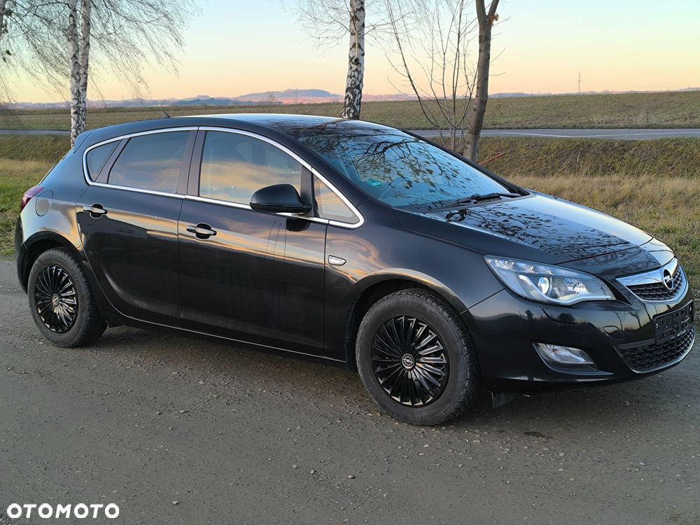 Opel Astra - 1