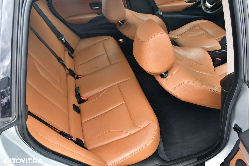 BMW Seria 3 320d Aut. Luxury Line - 15