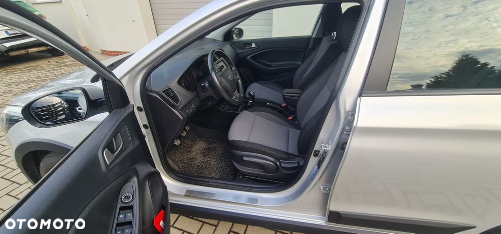 Hyundai i20 - 5