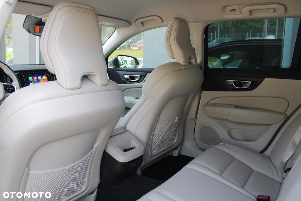 Volvo V60 - 11