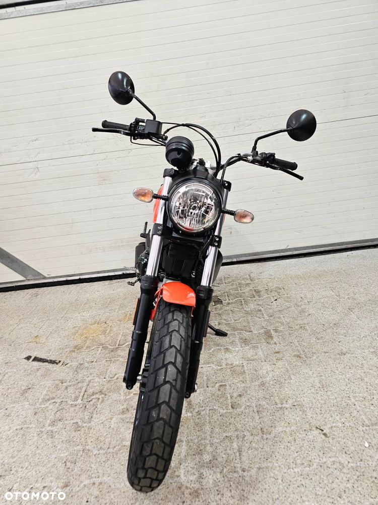 Ducati Scrambler - 12