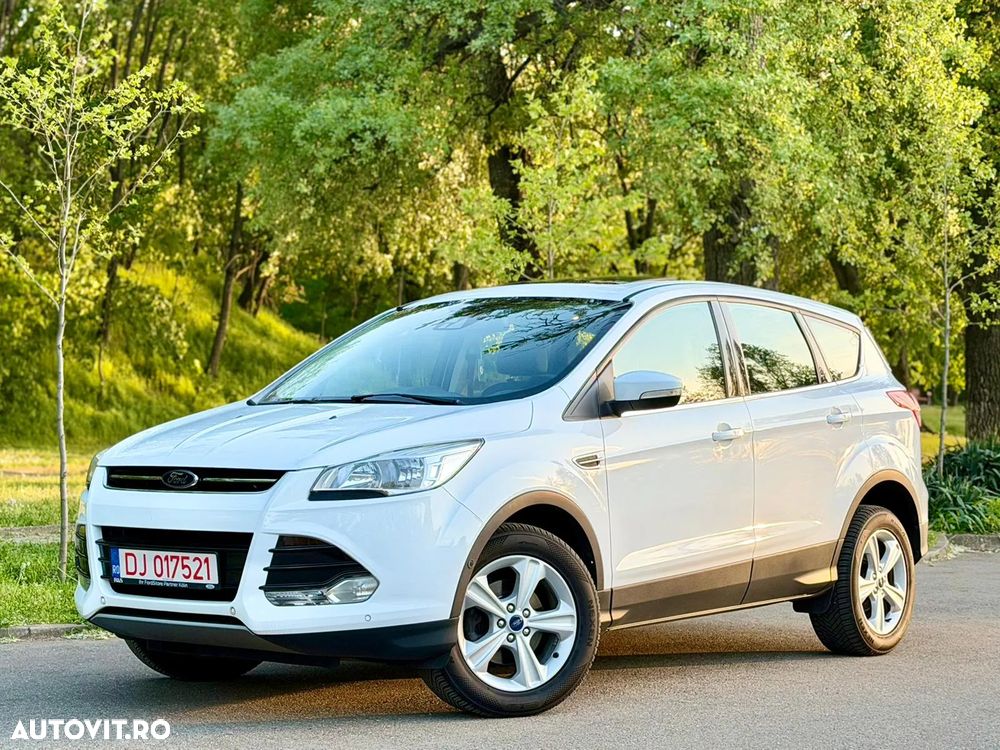 Ford Kuga 1.6 EcoBoost 2x4 Titanium - 1
