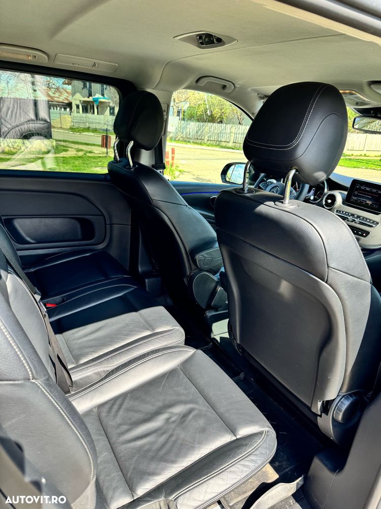 Mercedes-Benz V - 12