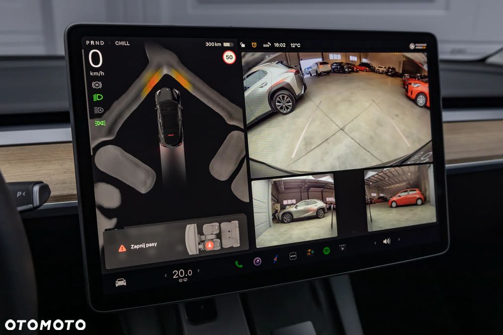 Tesla Y Performance AWD - 18