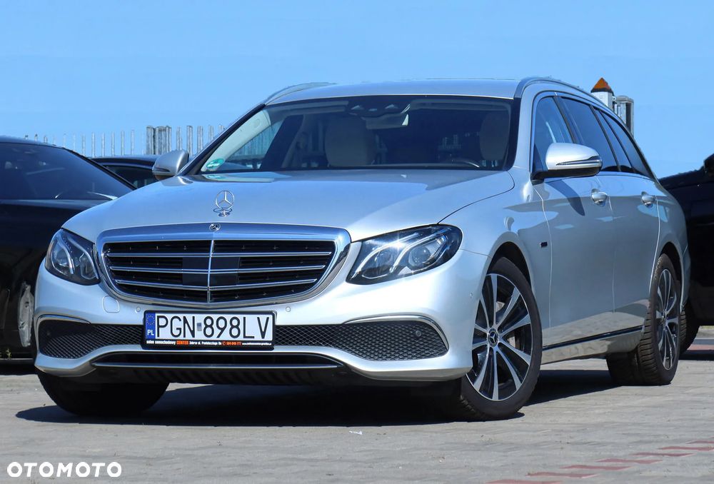 Mercedes-Benz Klasa E 300 de 9G-TRONIC Exclusive - 30
