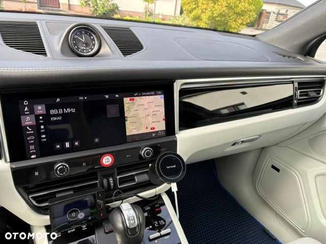Porsche Macan T - 6