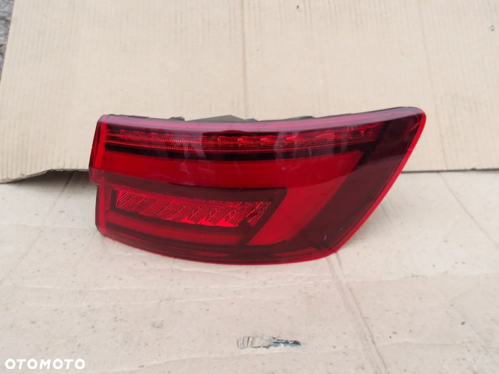 LAMPA PRAWY TYL LED AUDI A4 B9 KOMBI 8W9945092C - 1