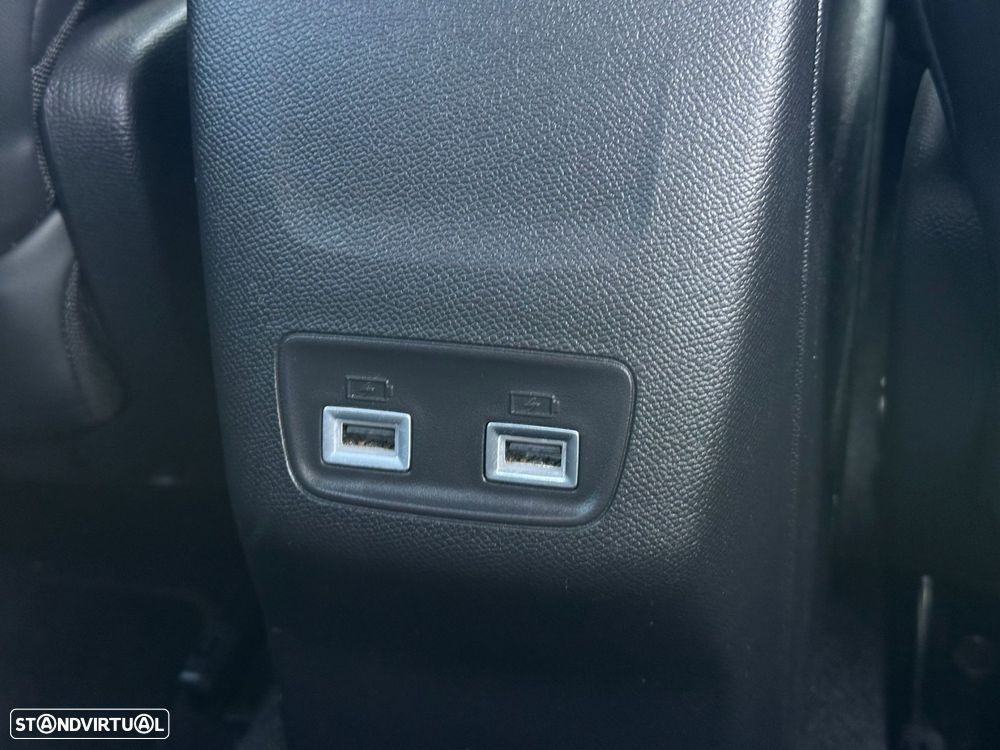 Peugeot e-208 50 kWh GT - 13