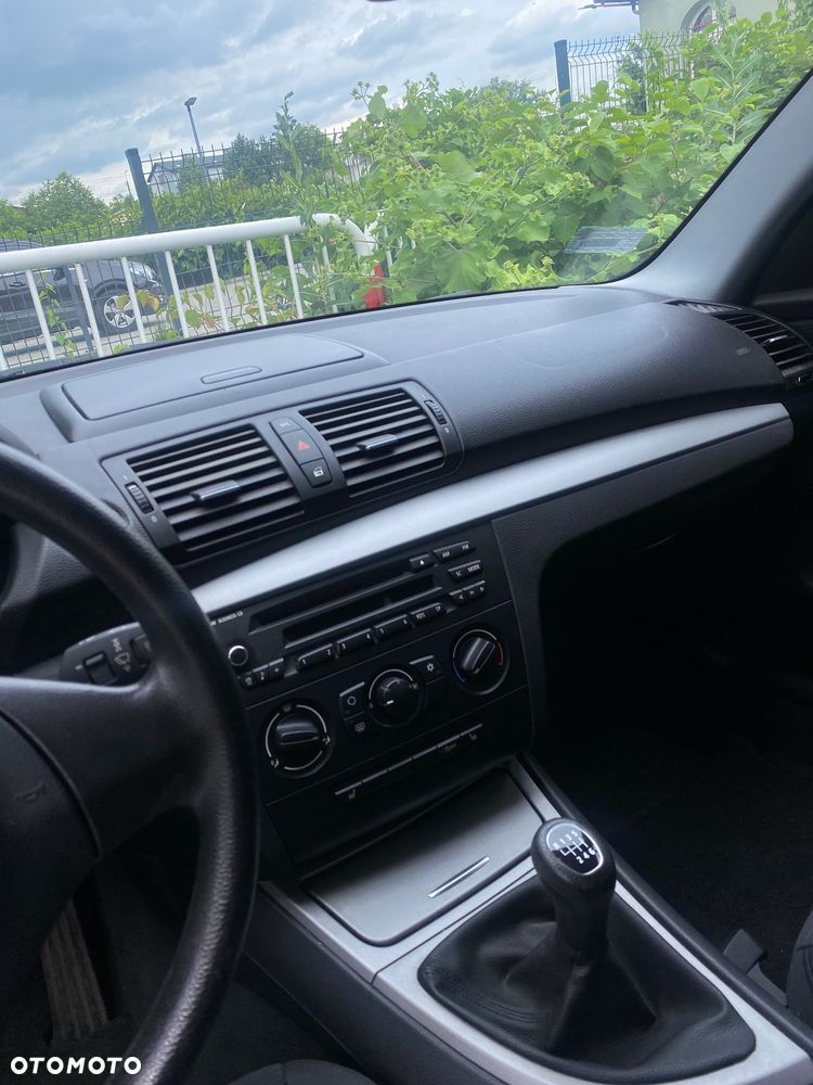 BMW Seria 1 - 11
