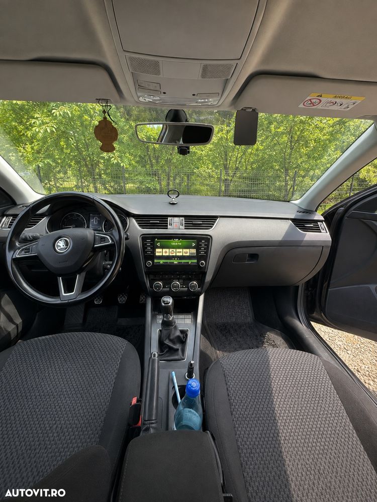Skoda Octavia 1.4 TSI Ambition - 6