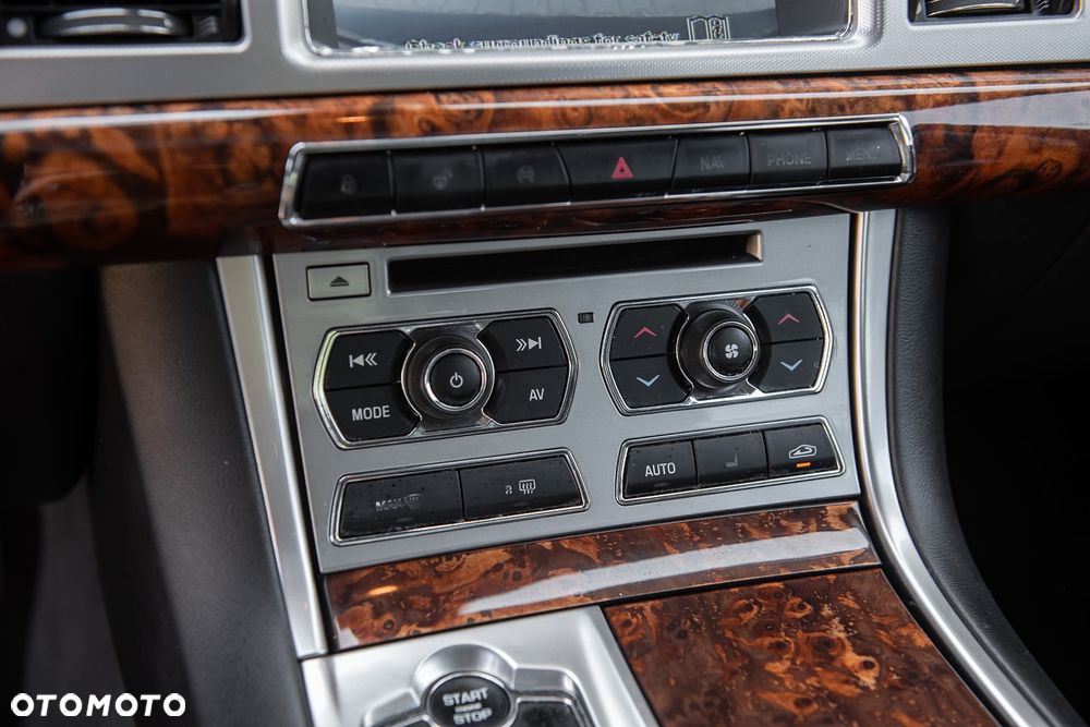 Jaguar XF 3.0 V6 Kompressor AWD - 20
