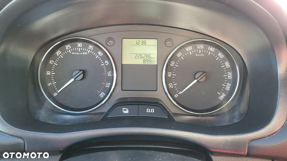 Skoda Fabia 1.6 TDI DPF MONTE CARLO - 12