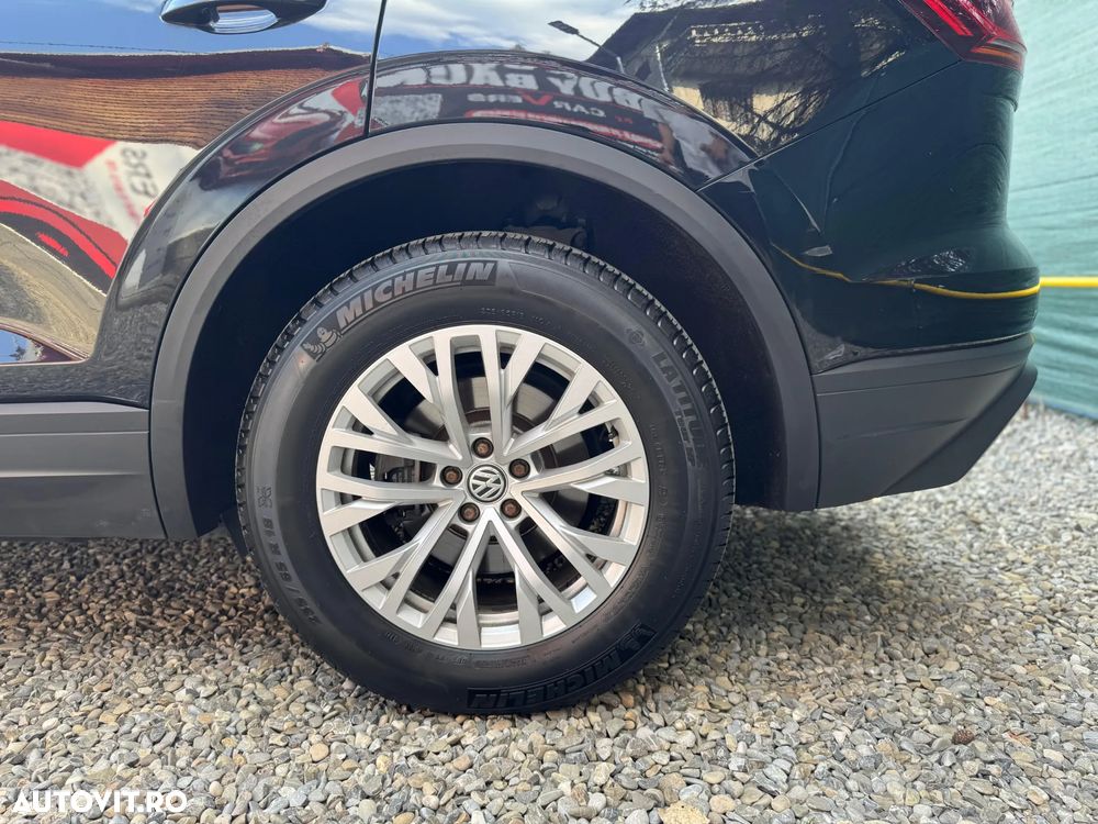 Volkswagen Touareg V6 TDI Elegance - 6