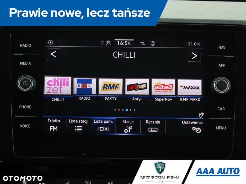 Volkswagen Passat - 12