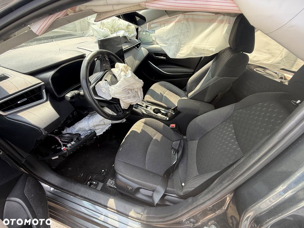Toyota Corolla 1.8 Hybrid Comfort - 7
