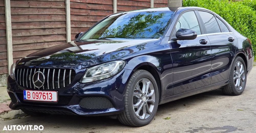 Mercedes-Benz C - 3