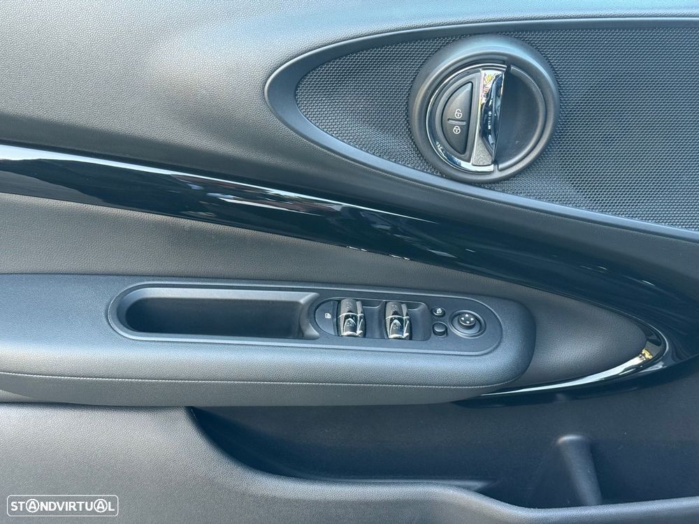 MINI Clubman Cooper D Auto - 34