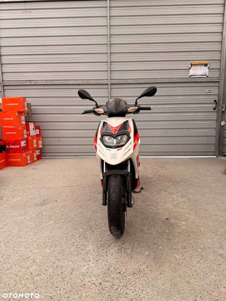 Aprilia SR - 2