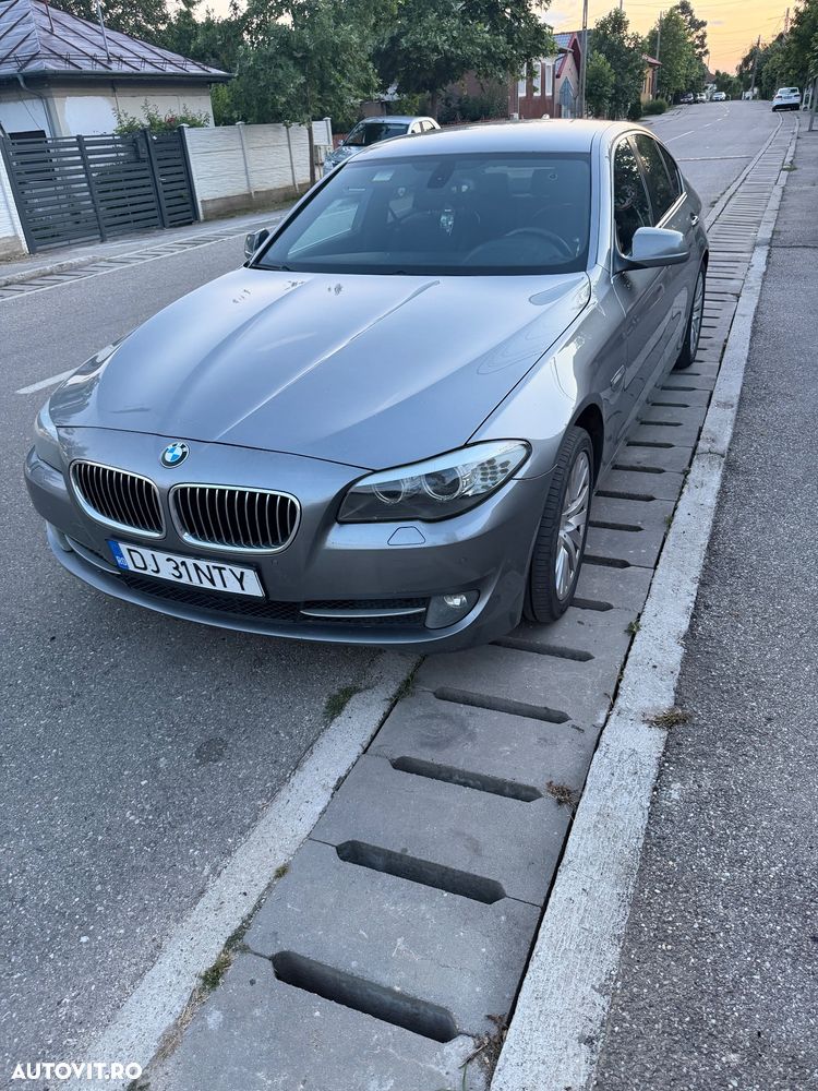 BMW Seria 5 520d Aut. - 1