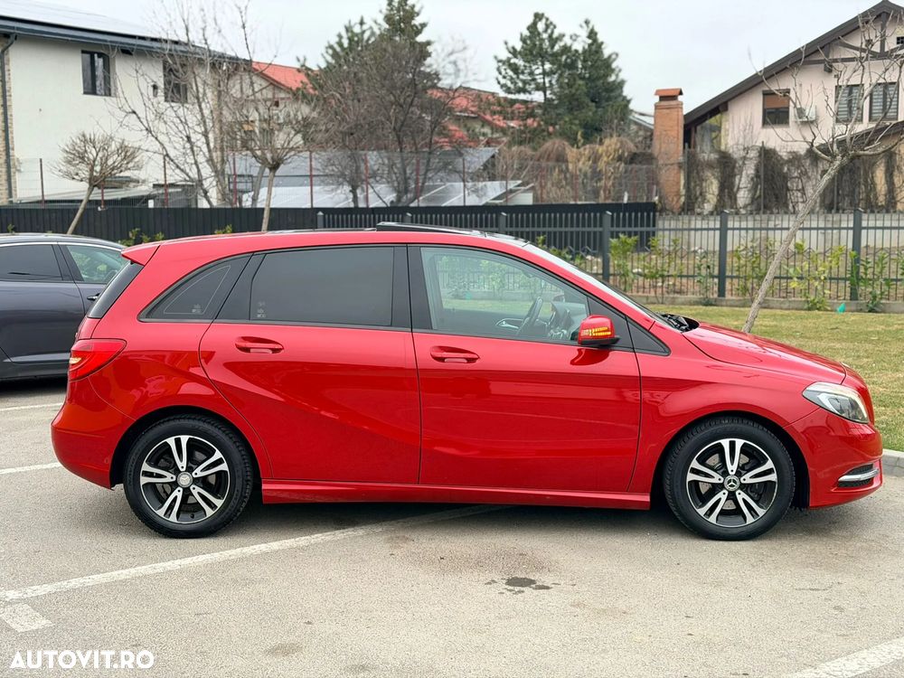 Mercedes-Benz B 180 - 10