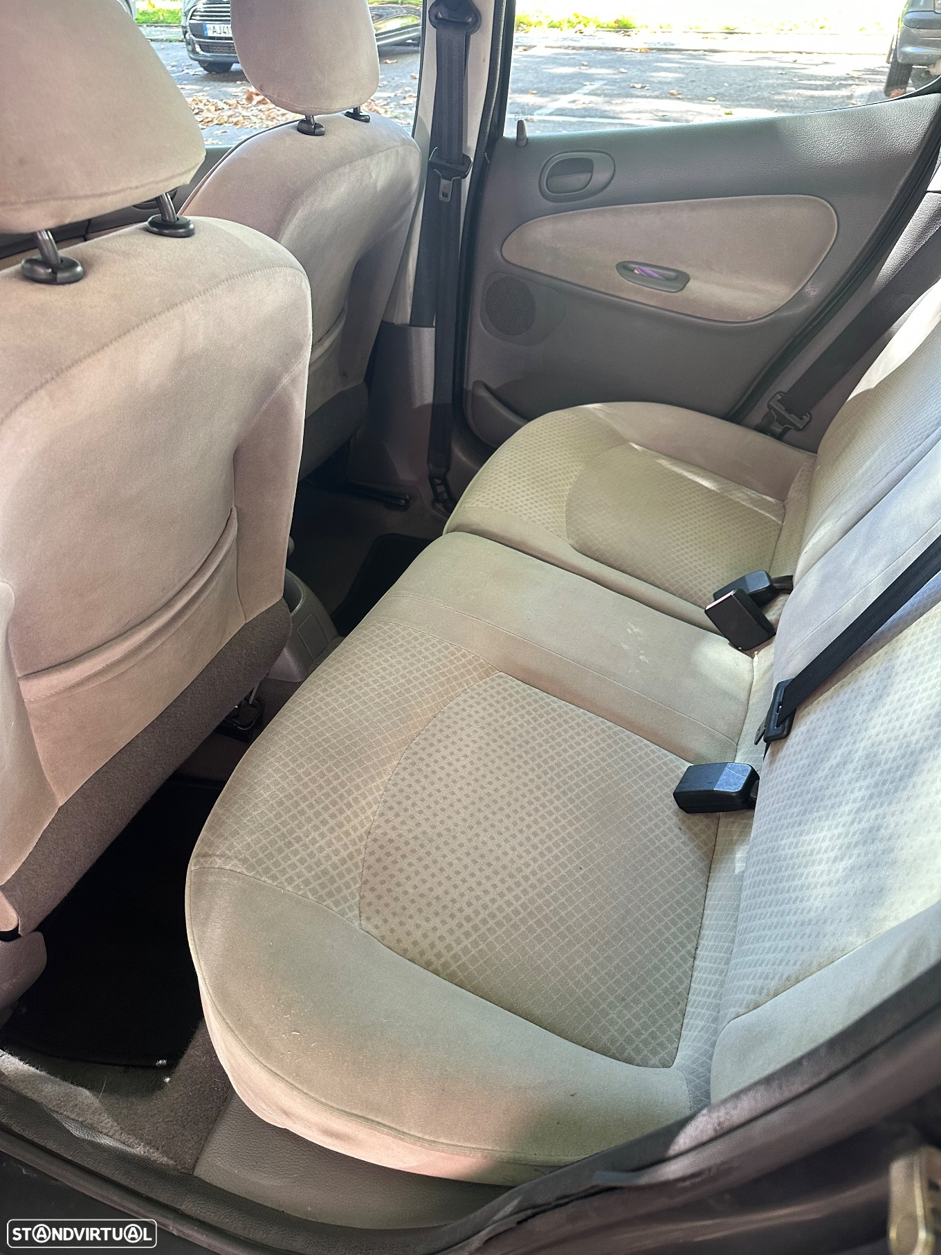 Peugeot 206 1.6 HDi Black & Silver - 14