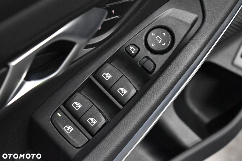 BMW Seria 3 320i M Sport sport - 8