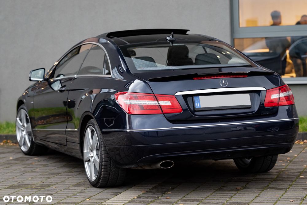 Mercedes-Benz Klasa E - 12