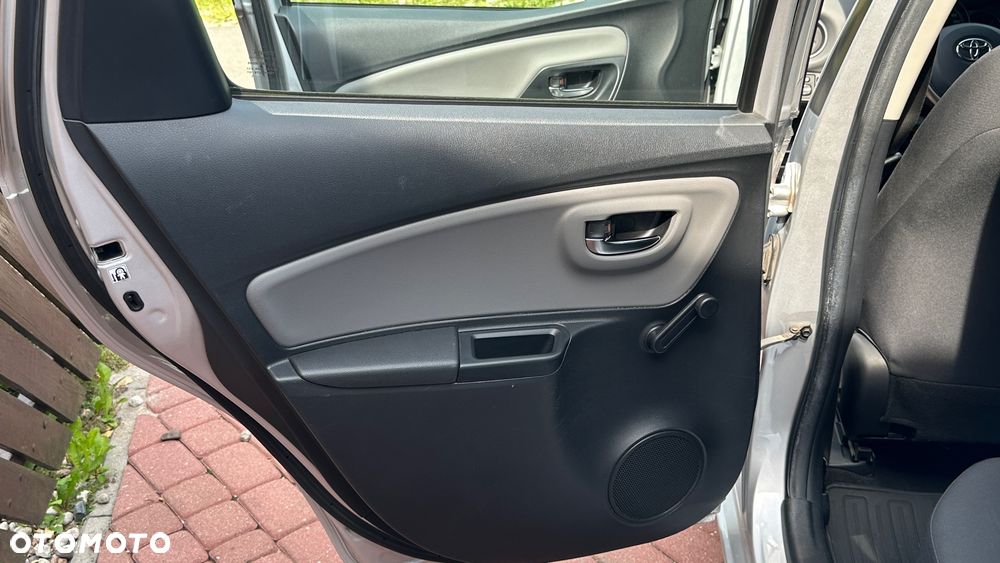 Toyota Yaris - 20