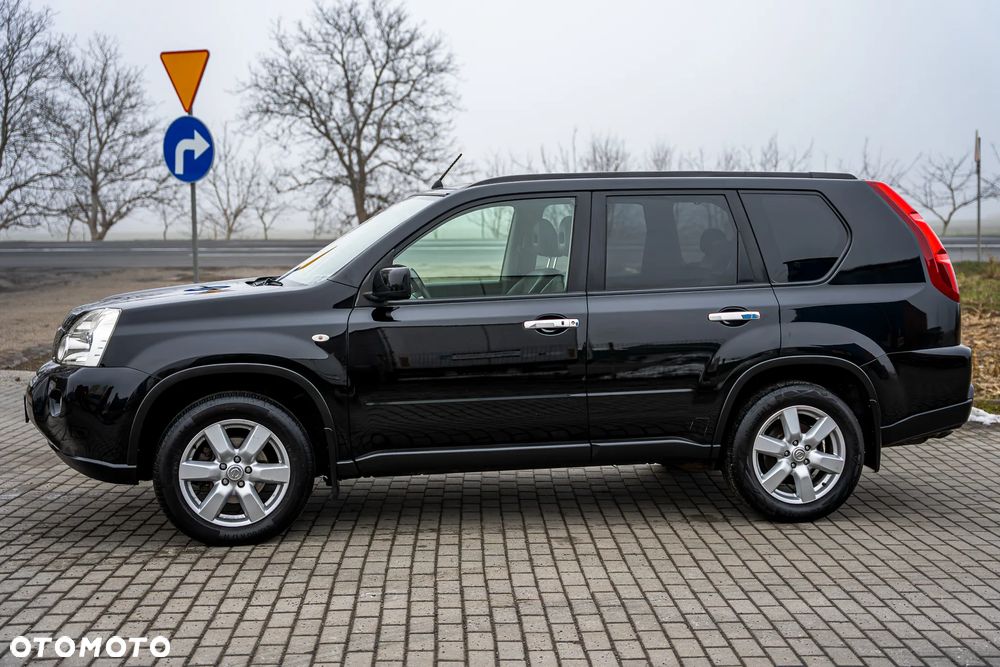 Nissan X-Trail 2.0 dCi 4x4 DPF Platinum - 18