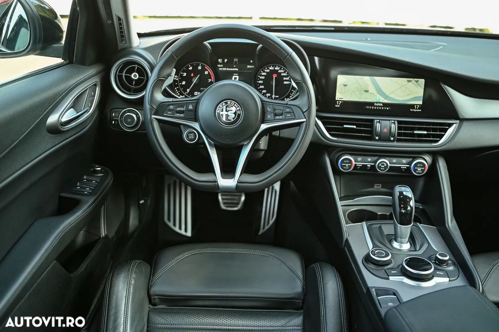 Alfa Romeo Giulia 2.0 Turbo RWD AT8 Super - 8