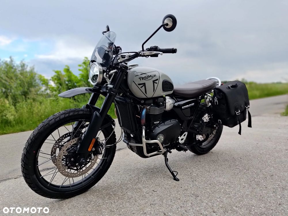 Triumph Scrambler - 1