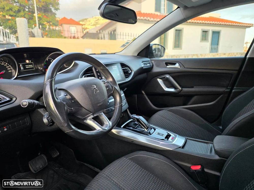 Peugeot 308 1.5 BlueHDi Style EAT8 - 19