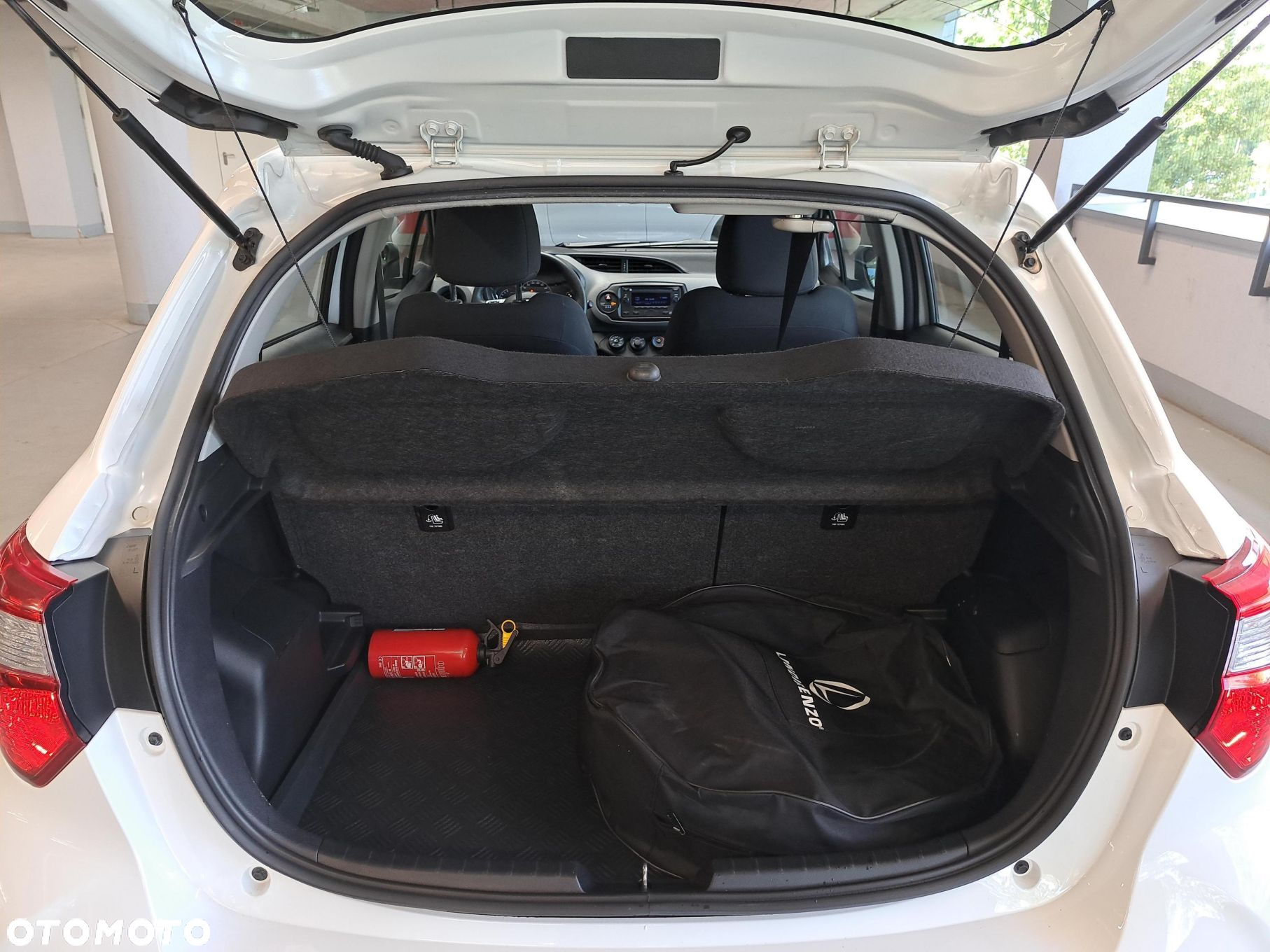 Toyota Yaris - 9