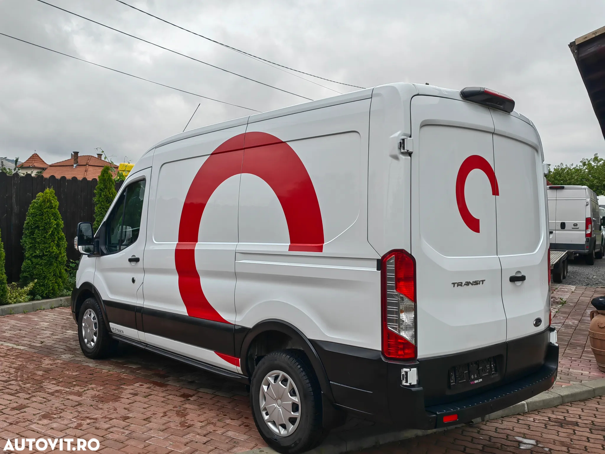 Ford Transit - 13