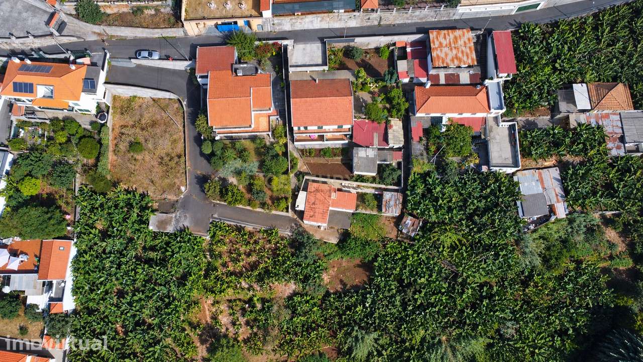 Terreno com Vista a Bahia do Funchal - Grande imagem: 2/8