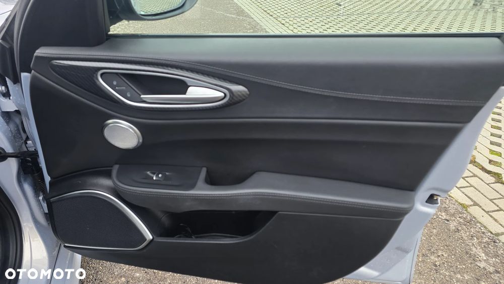 Alfa Romeo Giulia 2.0 Turbo Veloce TI Q4 - 28