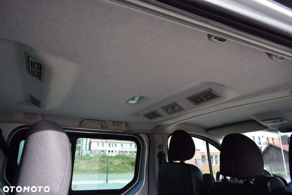 Opel Vivaro - 23