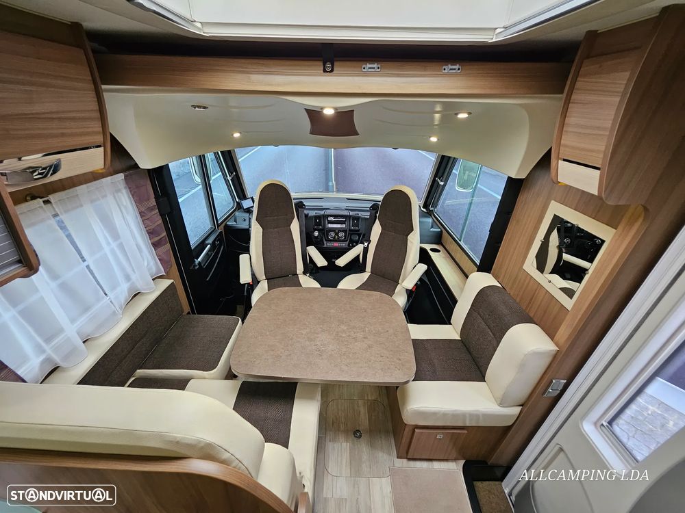 Pilote Aventura G740 CAMA CENTRAL/BASCULANTE - 27