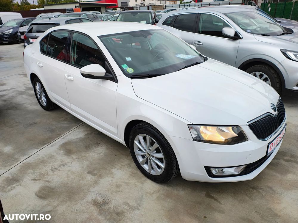 Skoda Octavia 1.6 TDI AMBITION - 23