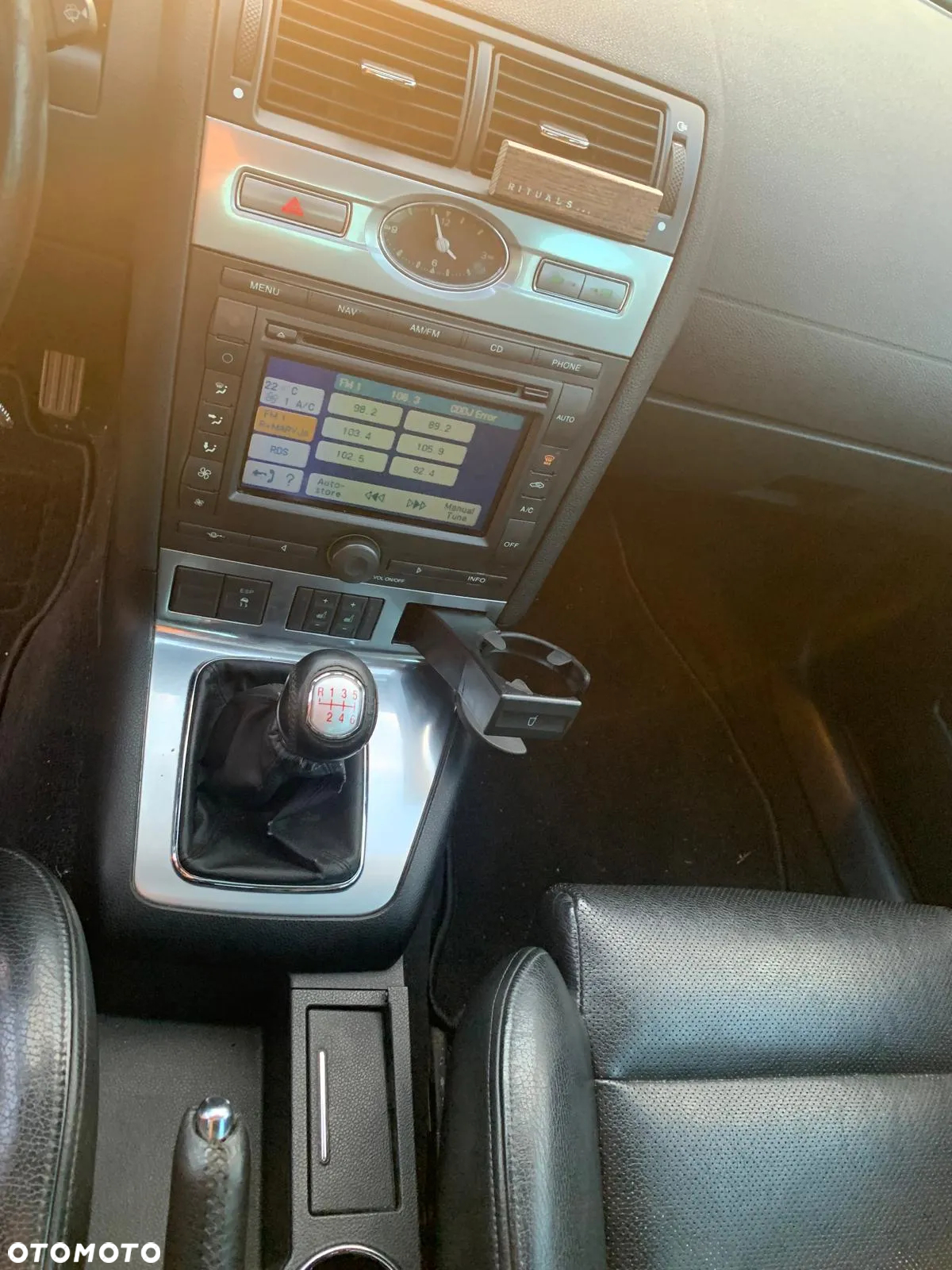 Ford Mondeo 3.0 V6 ST 220 - 21