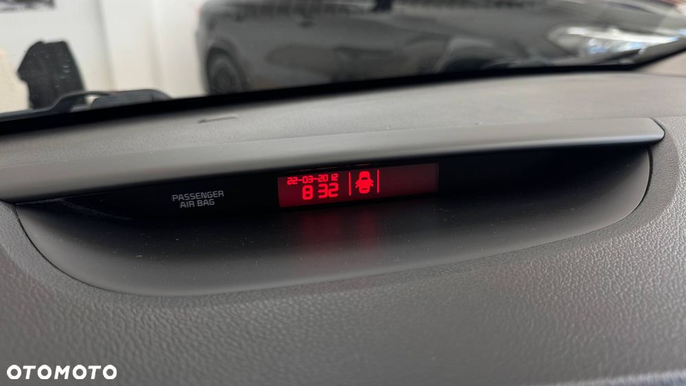 Kia Ceed 1.6 CRDi S - 26