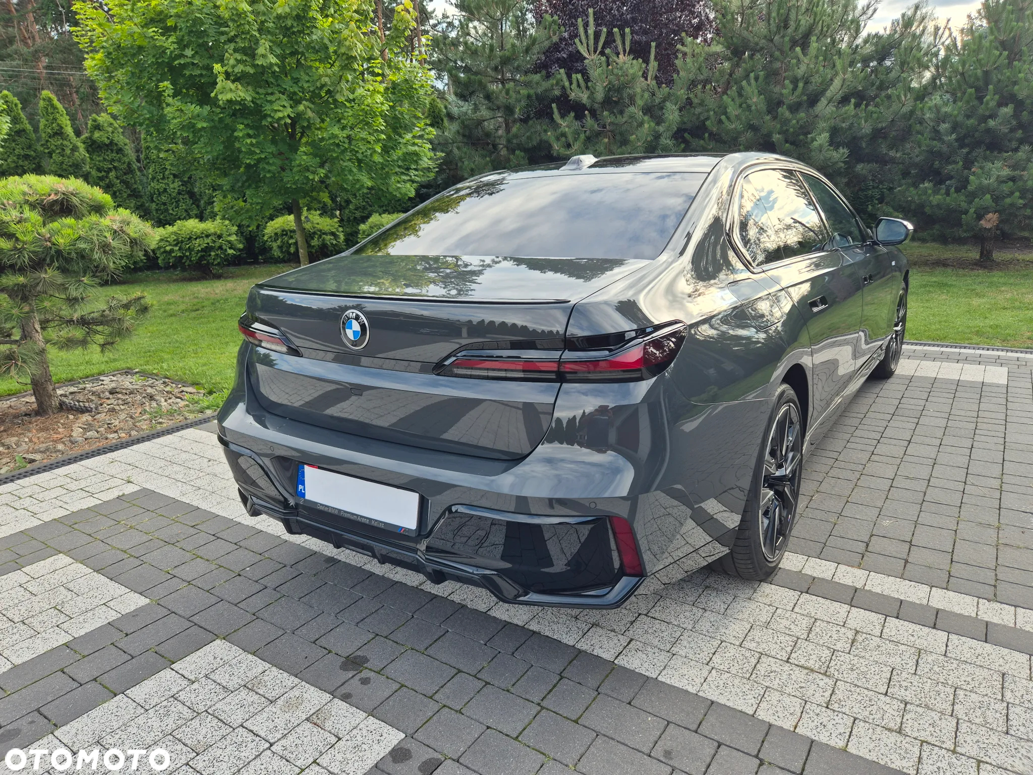BMW Seria 7 740d xDrive - 17
